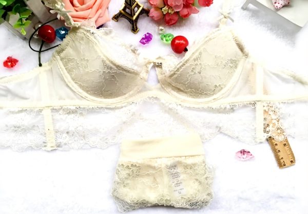 Ensemble lingerie ZUKULIFE satin dentelle push-up rembourré